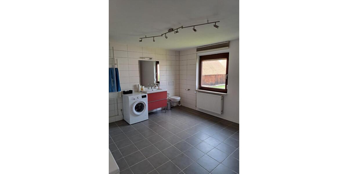 Etagenwohnung Welden - 2 Zimmer, 83 m&sup2;, 900&euro; | Angebot:26610669