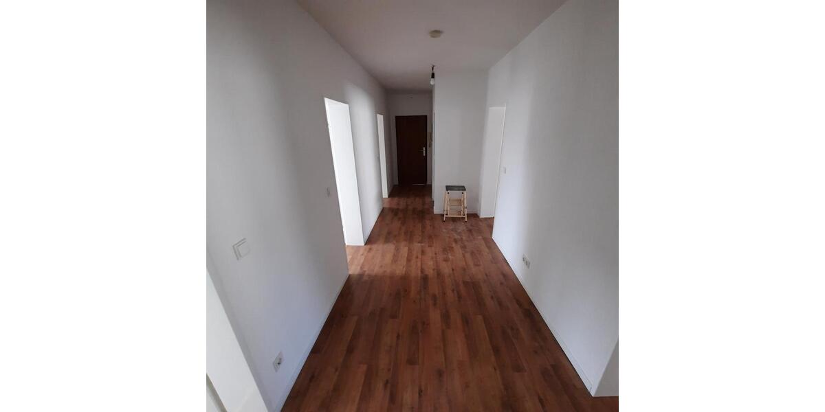 Etagenwohnung Wiesbaden Mainz-Amöneburg - 4 Zimmer, 85 m&sup2;, 1.100&euro; | Angebot:25406577