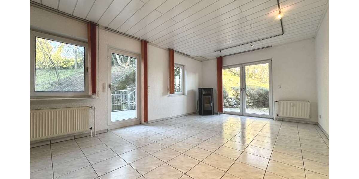 Etagenwohnung Lorsch - 2 Zimmer, 102 m&sup2;, 1.095&euro; | Angebot:24544070