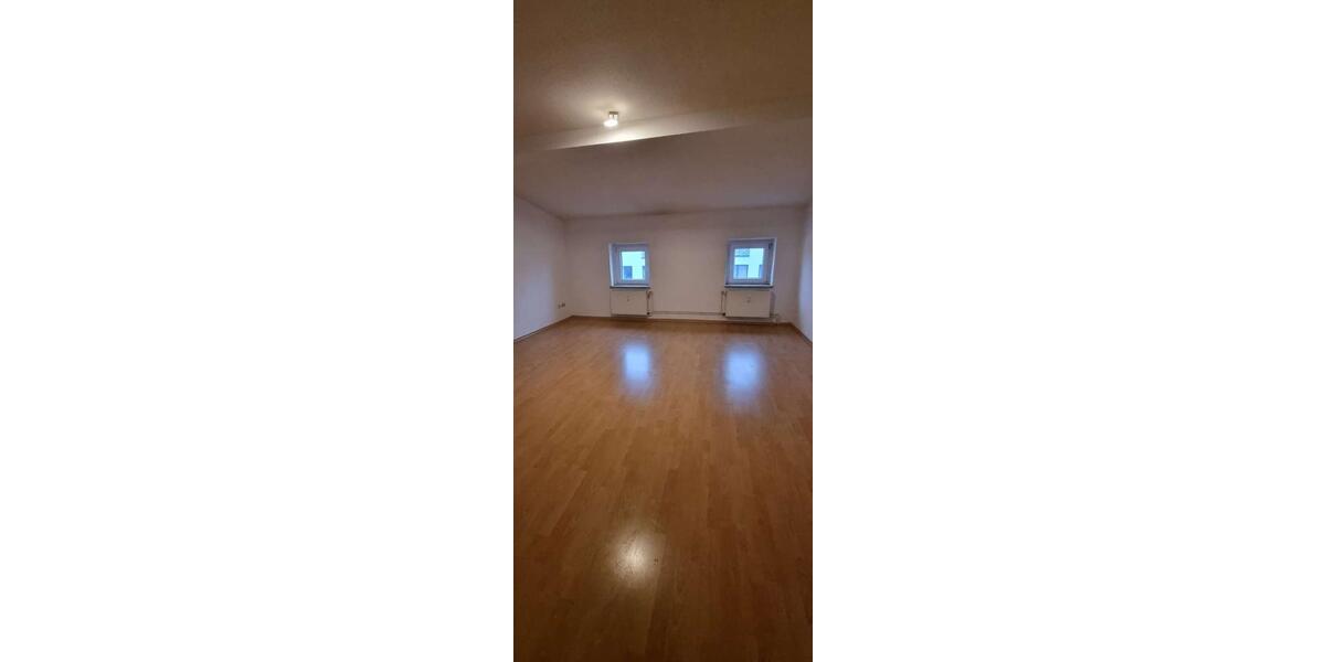 Etagenwohnung Schwerin Neumühle - 2 Zimmer, 60 m&sup2;, 550&euro; | Angebot:25342952