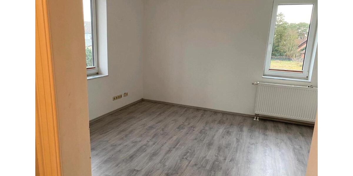 Wohn,-Geschäftshaus 8 zimmer