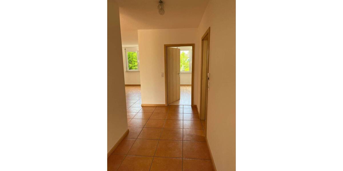 Etagenwohnung Weil am Rhein - 4 Zimmer, 115 m&sup2;, 1.490&euro; | Angebot:26844058