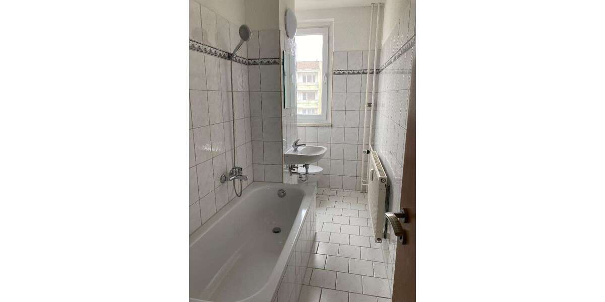 2 Zimmer Wohnung mit Einbauküche und Balkon - Appartement Gatersleben Gatersleben | Angebot:17554450