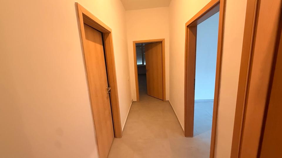Erdgeschoßwohnung Völklingen - 2 Zimmer, 80 m&sup2;, 650&euro; | Angebot:25048106