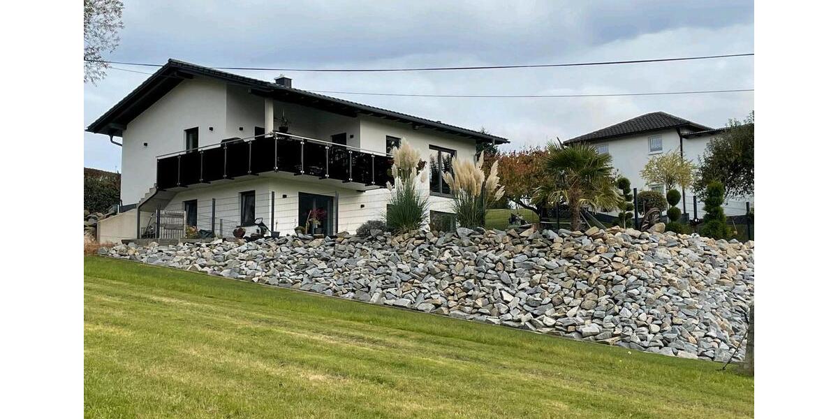 Einfamilienhaus Vilshofen an der Donau - 7 Zimmer, 168 m&sup2;, 1.650&euro; | Angebot:25258111