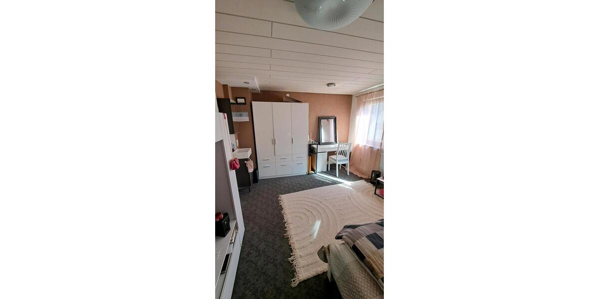 Wohnen auf Zeit Ainring - 1 Zimmer, 15 m&sup2;, 520&euro; | Angebot:26015497