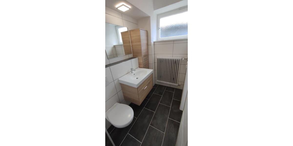 Etagenwohnung Deggendorf - 4 Zimmer, 100 m&sup2;, 260&euro; | Angebot:24552872