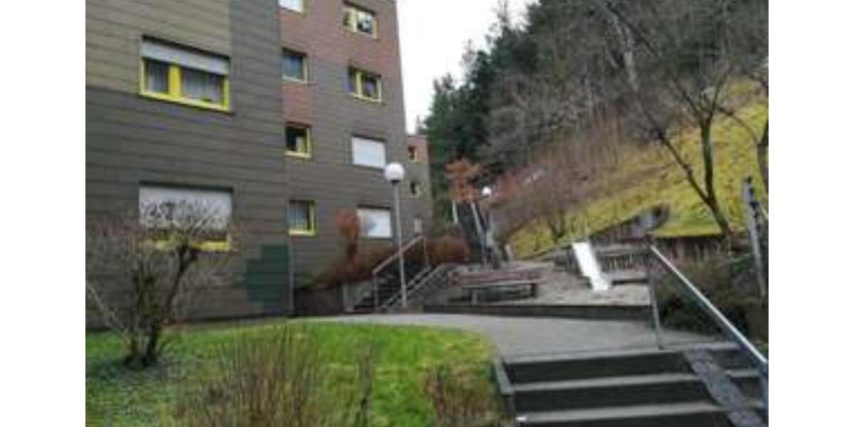 Etagenwohnung Calw - 4 Zimmer, 91 m&sup2;, 650&euro; | Angebot:25930037