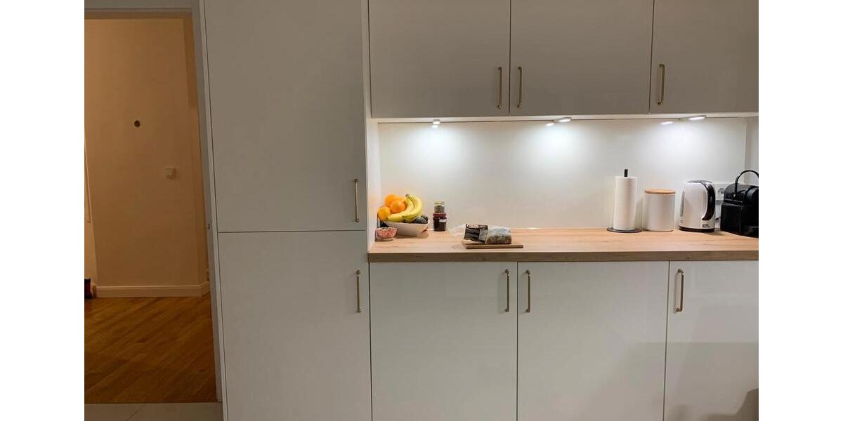 Dachgeschoßwohnung Stuttgart Bad Cannstatt - 5 Zimmer, 145 m&sup2;, 2.660&euro; | Angebot:26384372