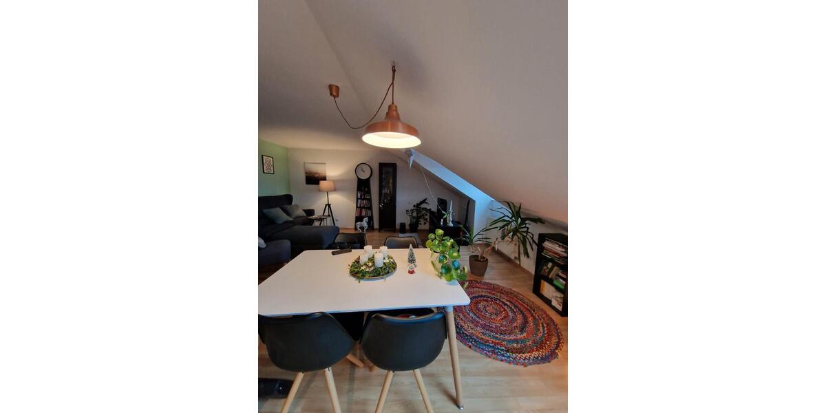Dachgeschoßwohnung Goldbach - 2 Zimmer, 41 m&sup2;, 450&euro; | Angebot:26456277