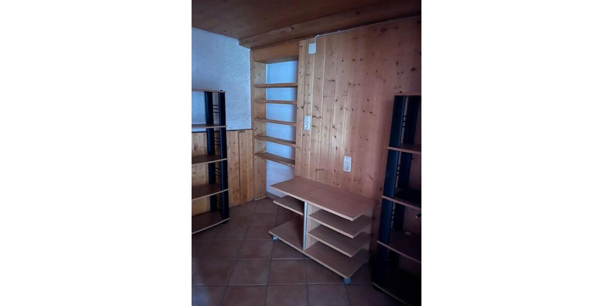 Etagenwohnung Waigolshausen - 3 Zimmer, 80 m&sup2;, 615&euro; | Angebot:26535686