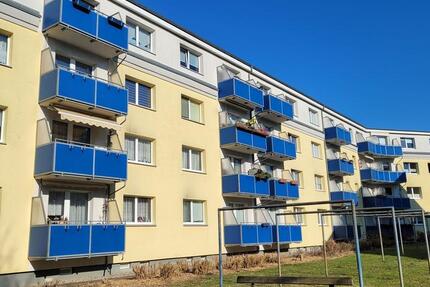 3-Zimmer Dachgeschosswohnung in Schwerin mit Balkon 3 zimmer