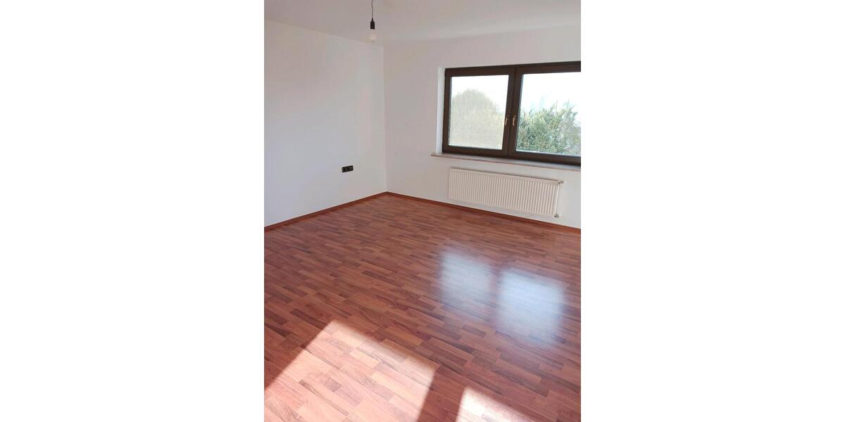 Etagenwohnung Dörzbach - 3 Zimmer, 90 m&sup2;, 750&euro; | Angebot:24462815