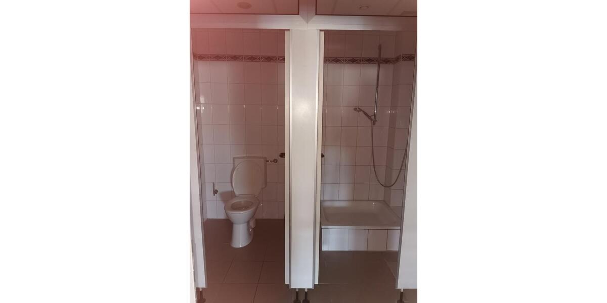 BüroPraxisräumeAtelierLoft Apartment mit Parkplätzen zimmer