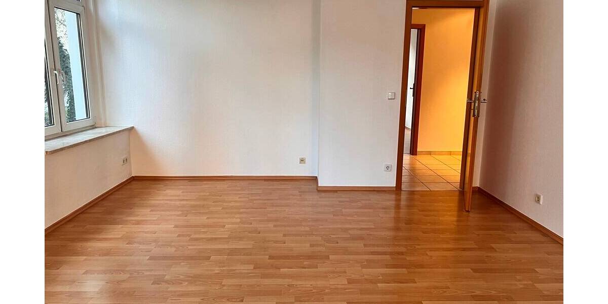 Etagenwohnung Plauen Stadtmitte - 3 Zimmer, 78 m&sup2;, 400&euro; | Angebot:26657190