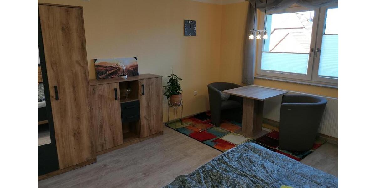Erdgeschoßwohnung Wasungen - 1 Zimmer, 30 m&sup2;, 300&euro; | Angebot:26309467