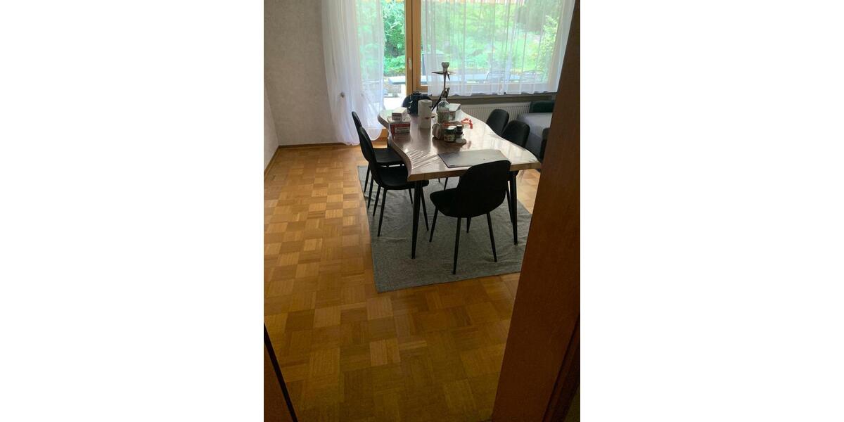 Erdgeschoßwohnung Dettingen an der Erms - 4 Zimmer, 80 m&sup2;, 2.200&euro; | Angebot:24590426