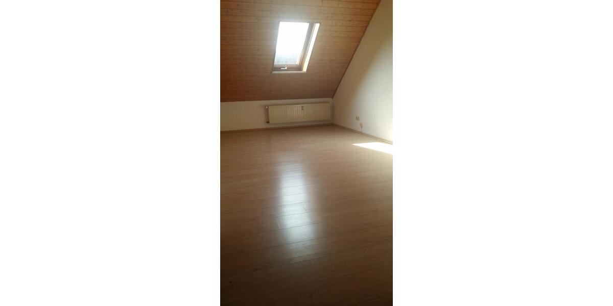 Dachgeschoßwohnung Weismain - 5 Zimmer, 110 m&sup2;, 900&euro; | Angebot:26048585