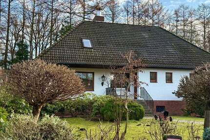 Haus Hamburg Wohldorf-Ohlstedt - 5 Zimmer, 165 m&sup2;, 2.390&euro; | Angebot:25566483