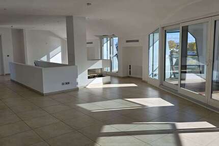 Wohnung Frankfurt Bahnhofsviertel - 5 Zimmer, 250 m&sup2;, 3.300&euro; | Angebot:24833060