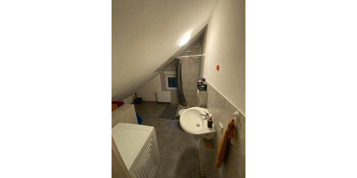 Dachgeschoßwohnung Tuttlingen - 1 Zimmer, 38 m&sup2;, 550&euro; | Angebot:26626706