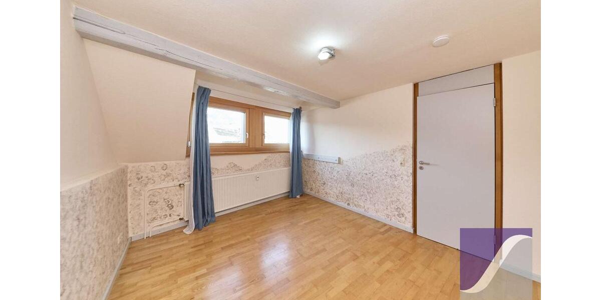 Dachgeschoßwohnung Bernkastel-Kues Kues - 5 Zimmer, 162 m&sup2;, 995&euro; | Angebot:24738200