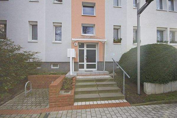 Kleine, bezugsfertige 2-Zimmerwohnung mit Dusche. 2 zimmer