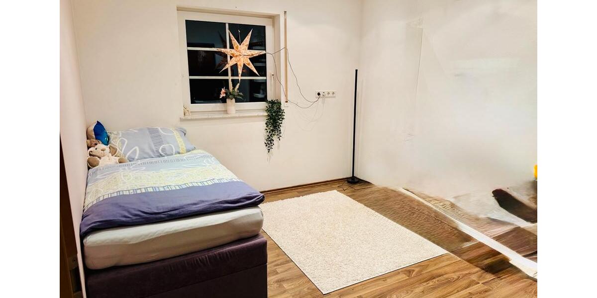 Etagenwohnung Newel - 3 Zimmer, 83 m&sup2;, 950&euro; | Angebot:25905472