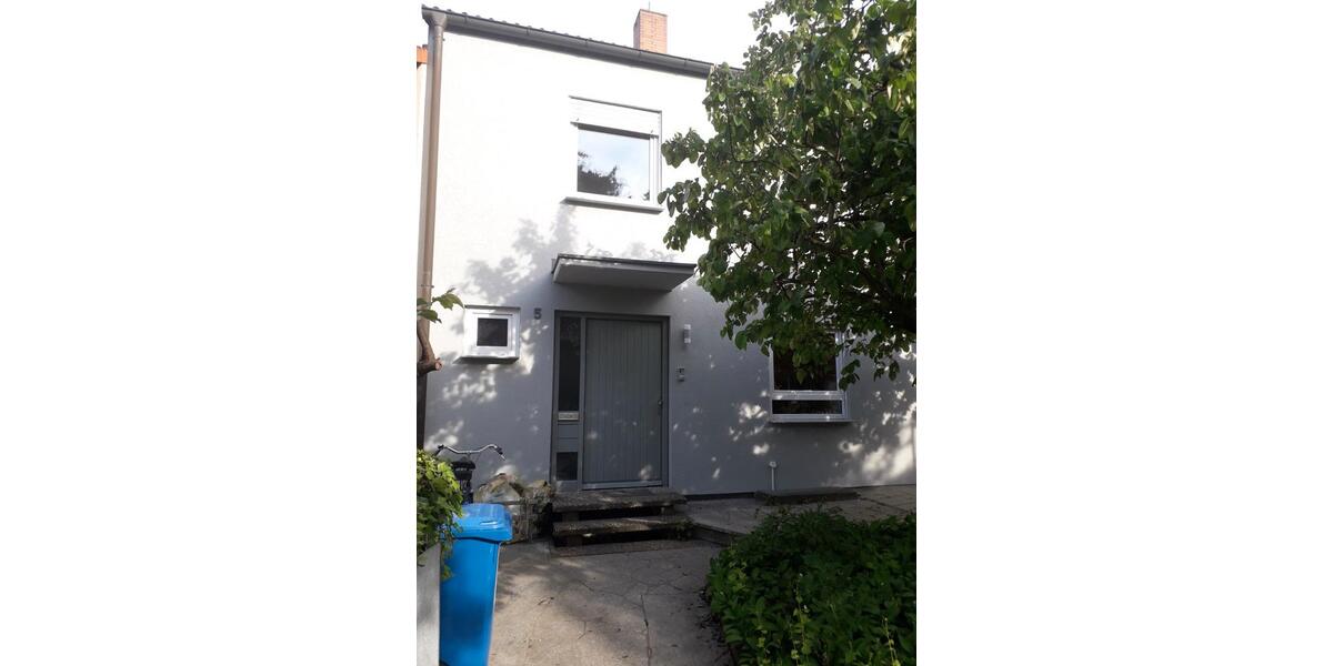 Reihenhaus Würzburg Lengfeld - 7 Zimmer, 146 m&sup2;, 2.200&euro; | Angebot:26471982
