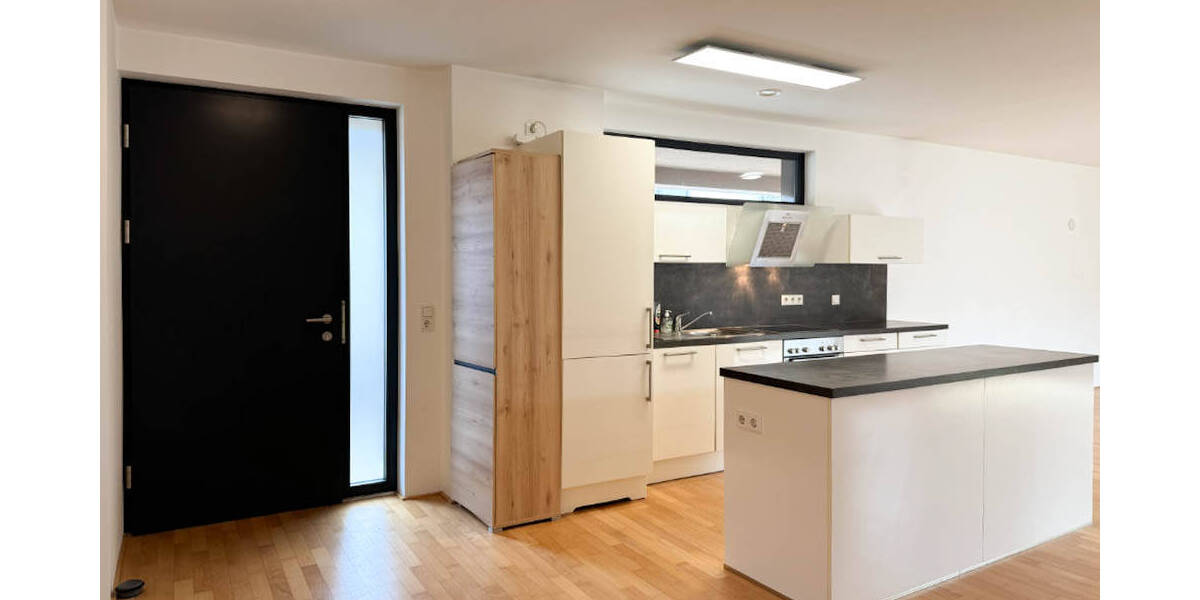 Etagenwohnung Neu-Ulm Ludwigsfeld - 3 Zimmer, 115 m&sup2;, 1.575&euro; | Angebot:26142407