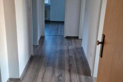 Wohnung Baunatal - 3 Zimmer, 67 m&sup2;, 635&euro; | Angebot:25239299