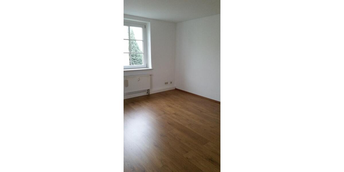 Etagenwohnung Bischofswerda - 2 Zimmer, 49 m&sup2;, 295&euro; | Angebot:25959630