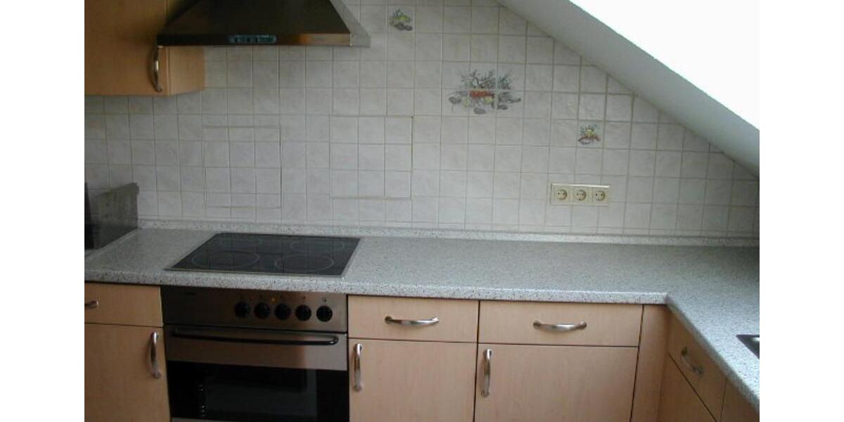 Etagenwohnung Weilerbach - 7 Zimmer, 144 m&sup2;, 880&euro; | Angebot:25943994