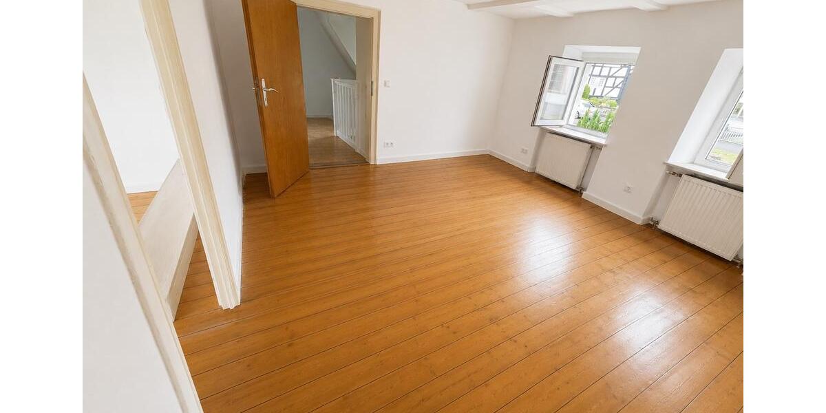 Einfamilienhaus Herdorf - 6 Zimmer, 135 m&sup2;, 1.390&euro; | Angebot:26650100