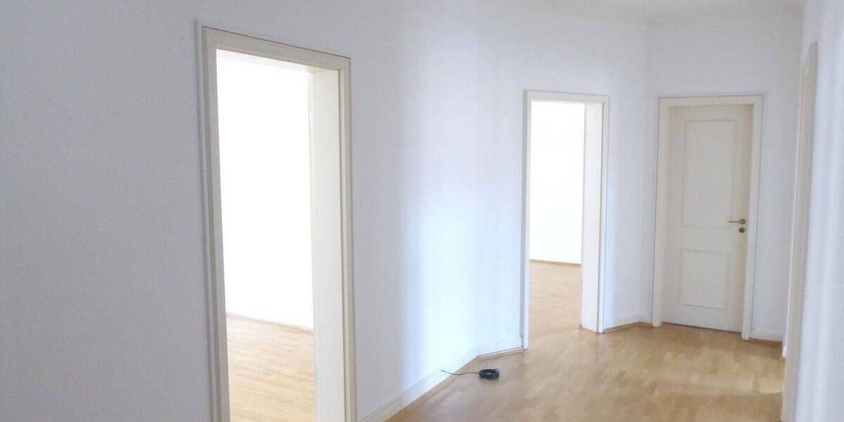 Etagenwohnung Leipzig Zentrum-Ost - 3 Zimmer, 93 m&sup2;, 925&euro; | Angebot:26763991