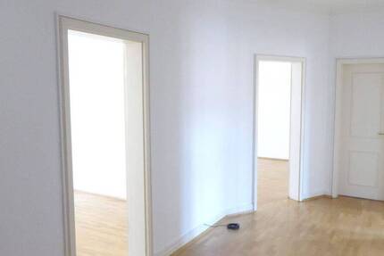Wohnung Leipzig Zentrum-Ost - 3 Zimmer, 93 m&sup2;, 925&euro; | Angebot:26763991