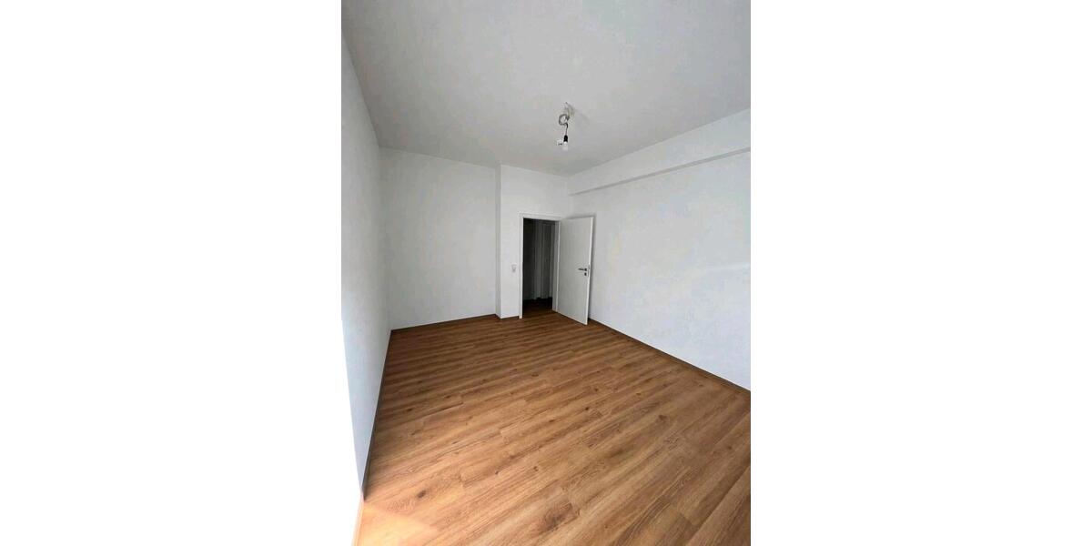 Wohnen auf Zeit Siegen - 1 Zimmer, 14 m&sup2;, 333&euro; | Angebot:26496818