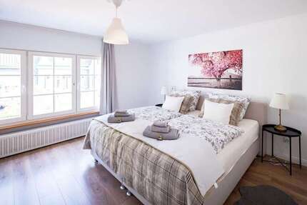 Zimmer Solingen Unterburg - 1 Zimmer, 1.900&euro; | Angebot:27720112