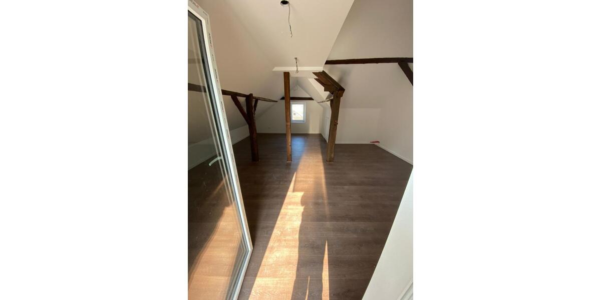 Dachgeschosswohnung mit toller Aussicht 1.5 zimmer