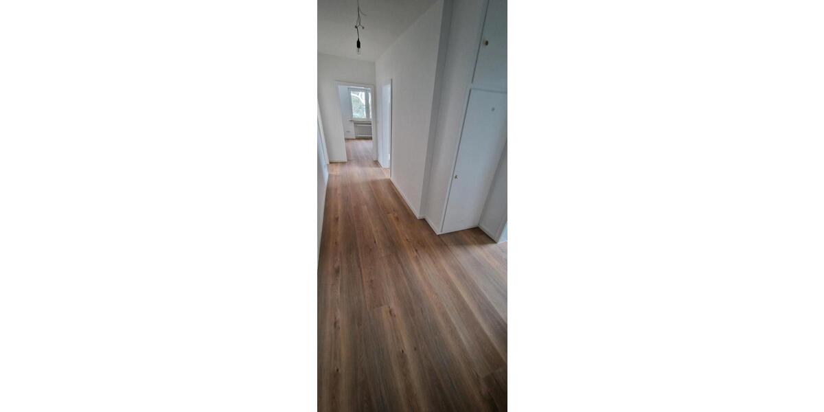 2ZKDB Balkon, 1.OG, 65m2, zu vermieten für zwei Jahre 2 zimmer