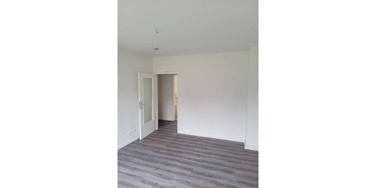 Etagenwohnung Poseritz - 2 Zimmer, 46 m&sup2;, 300&euro; | Angebot:26557730