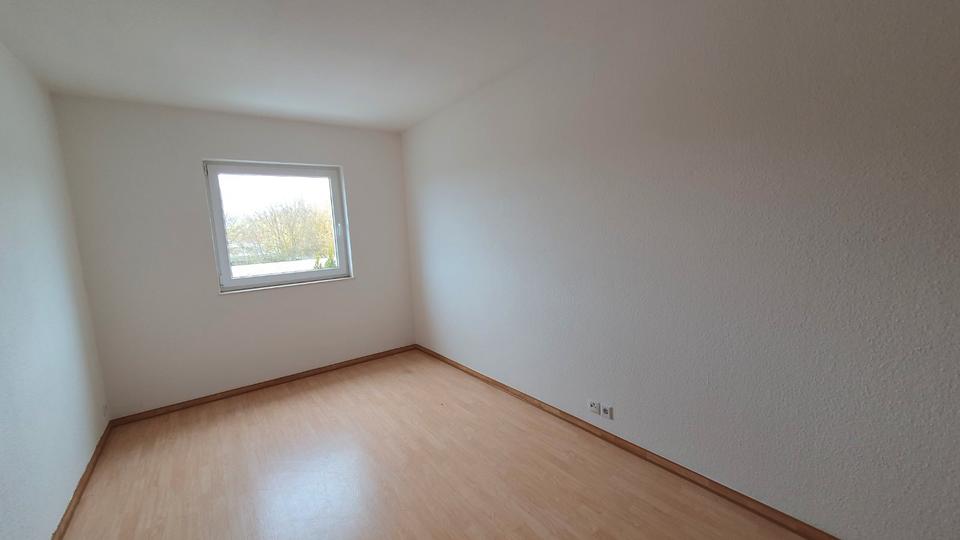 Dachgeschoßwohnung Staßfurt Atzendorf - 2 Zimmer, 70 m&sup2;, 390&euro; | Angebot:26609137