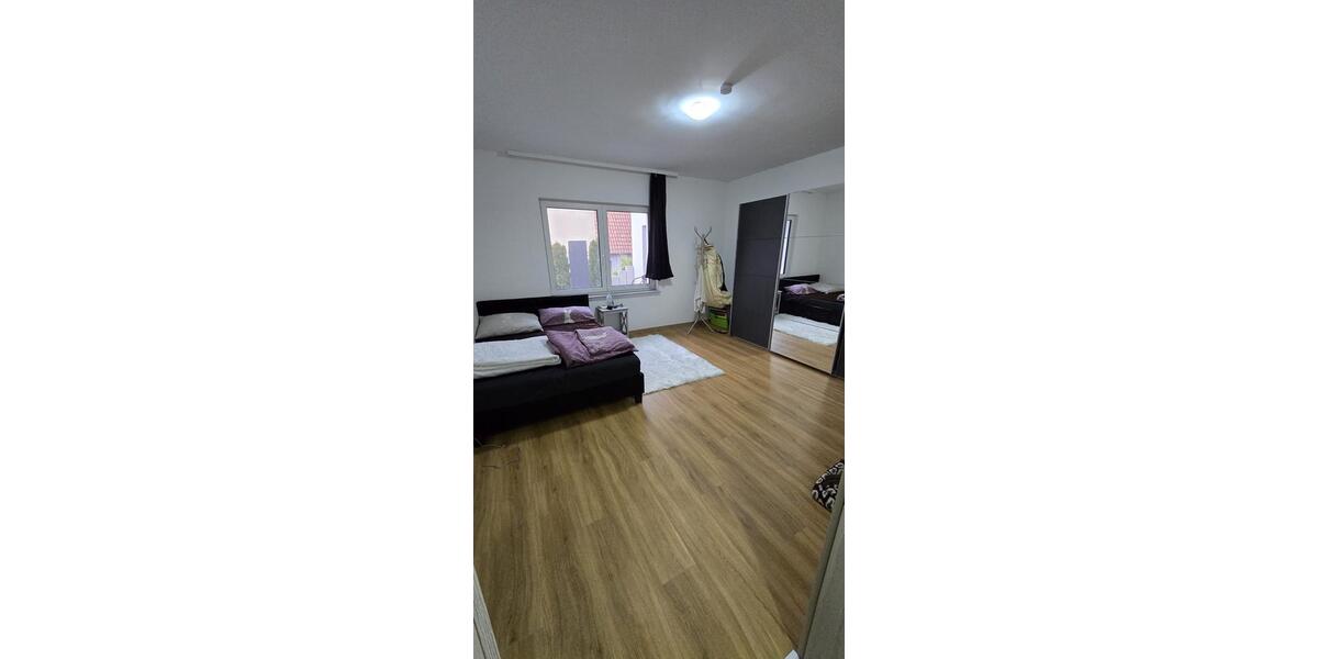 Erdgeschoßwohnung Cleebronn - 3 Zimmer, 116 m&sup2;, 1.300&euro; | Angebot:25985918