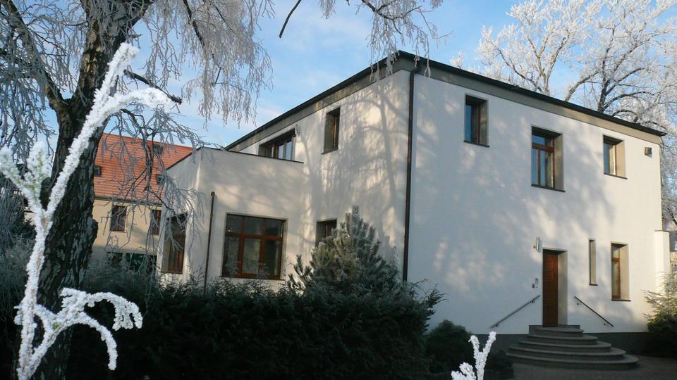 Erdgeschoßwohnung Schönebeck (Elbe) - 4 Zimmer, 135 m&sup2;, 1.350&euro; | Angebot:25900172