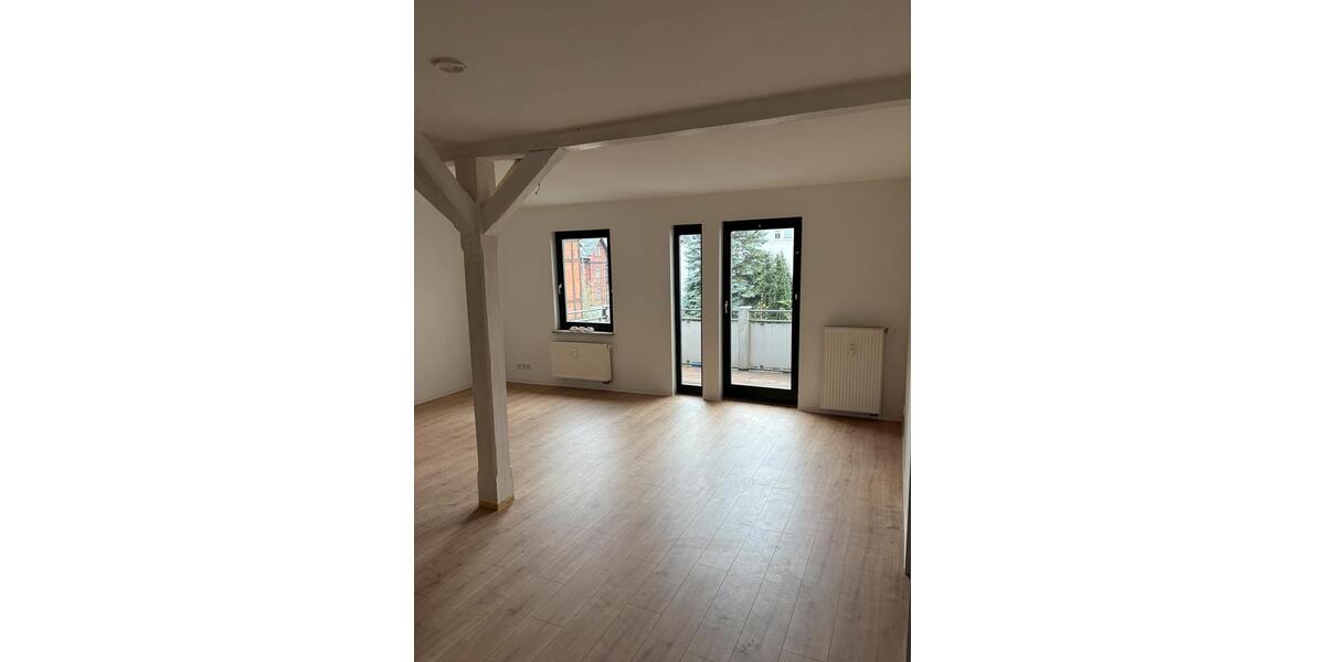Etagenwohnung Sonneberg - 1 Zimmer, 64 m&sup2;, 375&euro; | Angebot:26187059