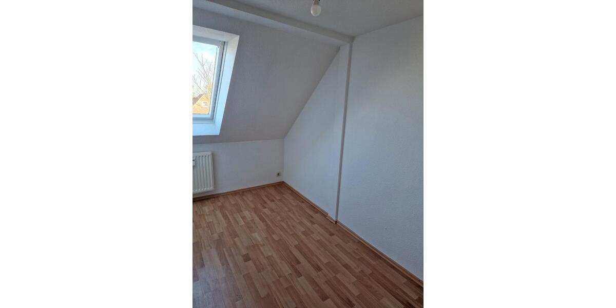 Dachgeschoßwohnung Ludwigslust - 2 Zimmer, 50 m&sup2;, 400&euro; | Angebot:26090230