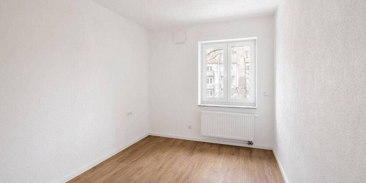 Etagenwohnung Hof Innenstadt - 3 Zimmer, 76 m&sup2;, 945&euro; | Angebot:26368856