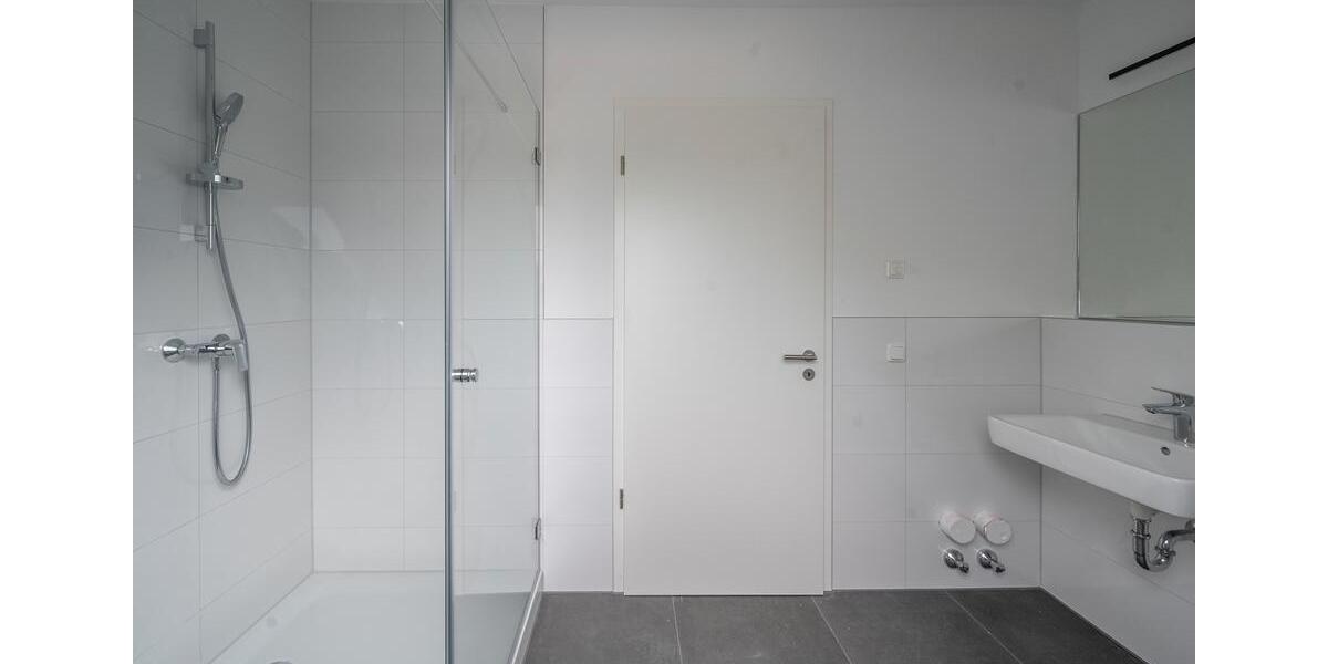 Etagenwohnung Geilenkirchen - 3 Zimmer, 110 m&sup2;, 1.100&euro; | Angebot:26338405