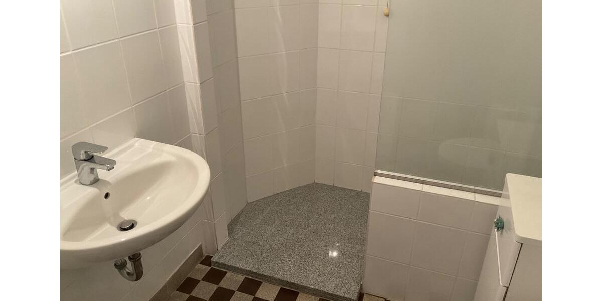Erdgeschoßwohnung Hildesheim - 3 Zimmer, 78 m&sup2;, 825&euro; | Angebot:26482114
