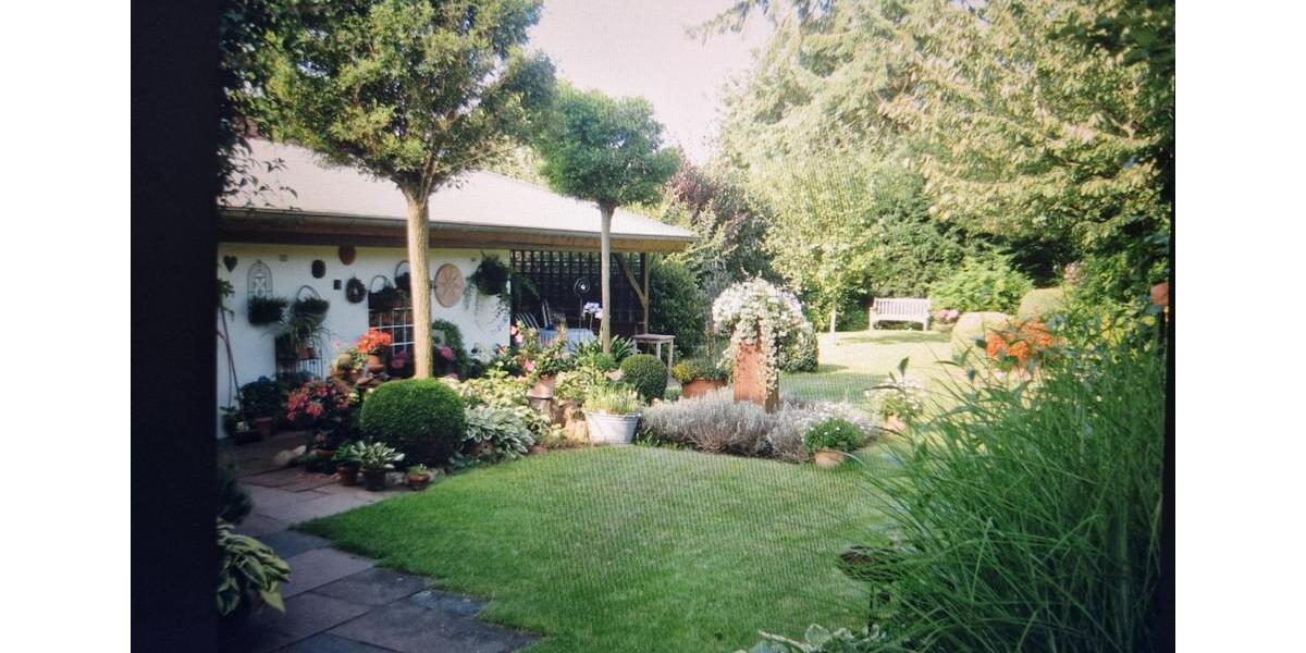 Einfamilienhaus mit Garten-zentrale Lage 7 zimmer